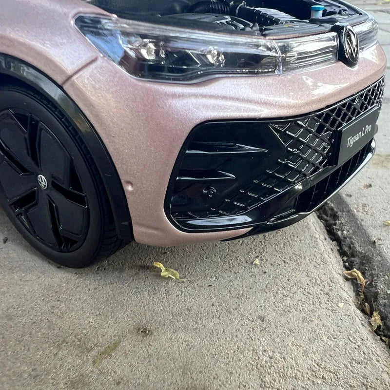 Original Factory 1:18 Volkswagen Tiguan L Pro R-Line 2024 Diecast SUV Model with Opening Parts & Detailed Interior