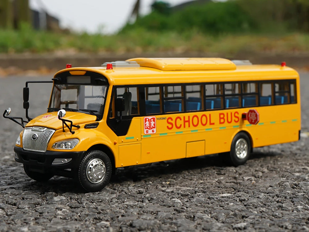 High Simulation 1:42 Yutong S11 American School Bus Scale Model, Collectiable School Bus Replica for Holiday Gift