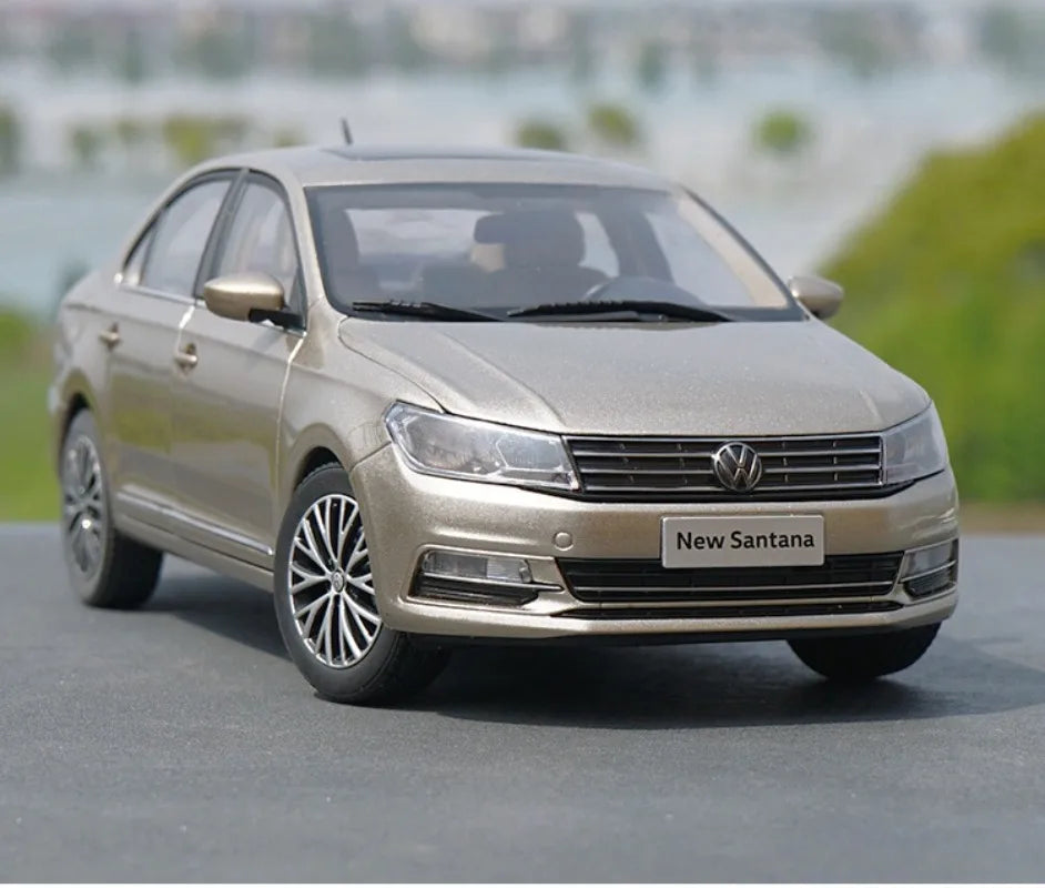 Diecast 1/18 Scale SAIC Volkswagen New Santana 2017 Alloy Car Model Toys for Boys Gift Collection Display