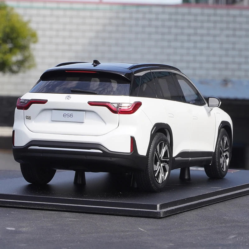 Original Factory 1:18 NIO ES6 Die-cast Simulation Alloy Car Model, Boys' Festival Gift Toy, Adult Collectible Display Item
