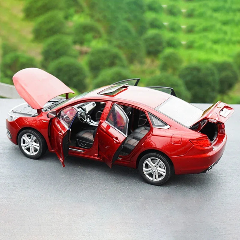 Original Factory 1:18 Geely Emgrand GL Diecast Sedan Model with Alloy Body, Opening Doors, Steering & Suspension