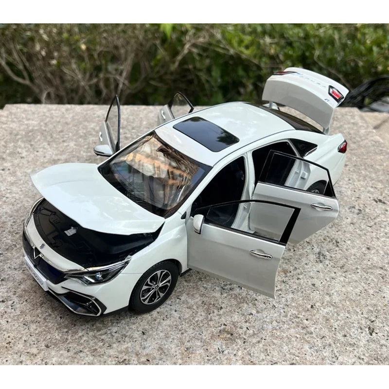 High Classic Authentic 1:18 Nissan Venucia D60EV Diecast Car Models with Alloy Body, Opening Doors, Interior Details for Gift