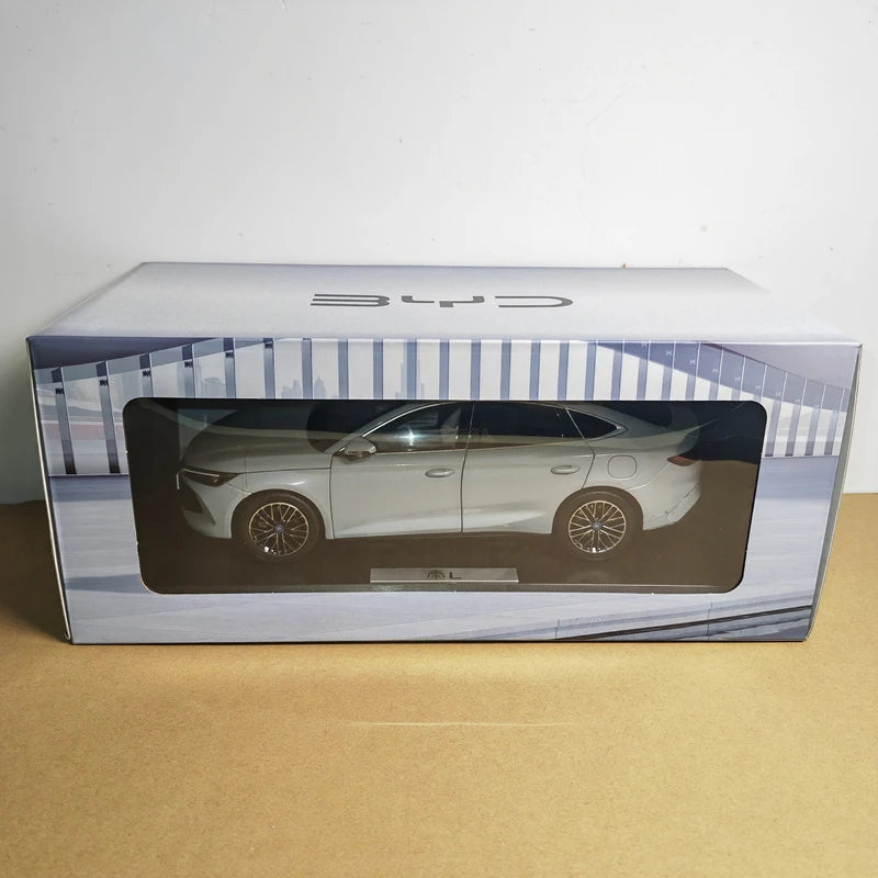 BYD Qin L 2024 Original 1:18 Diecast Sedan Model for Display & Collection