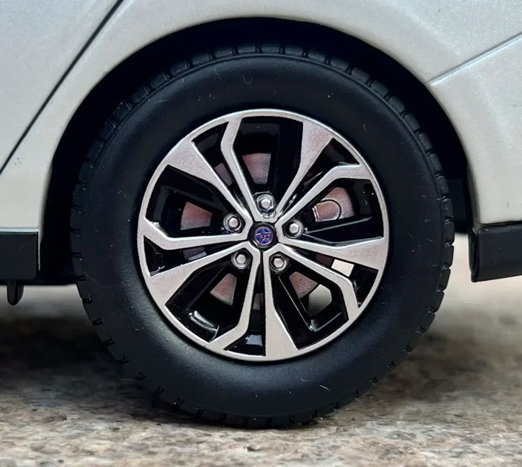 High Classic Authentic 1:18 Nissan Venucia D60EV Diecast Car Models with Alloy Body, Opening Doors, Interior Details for Gift