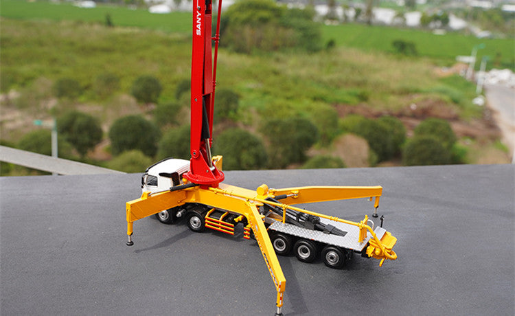 High-Fidelity 1:50 SANY Volvo 62M Diecast Concrete Pump Truck Model - Alloy Volvo Engineering Vehicle with Extendable Boom & Rotating Cabin