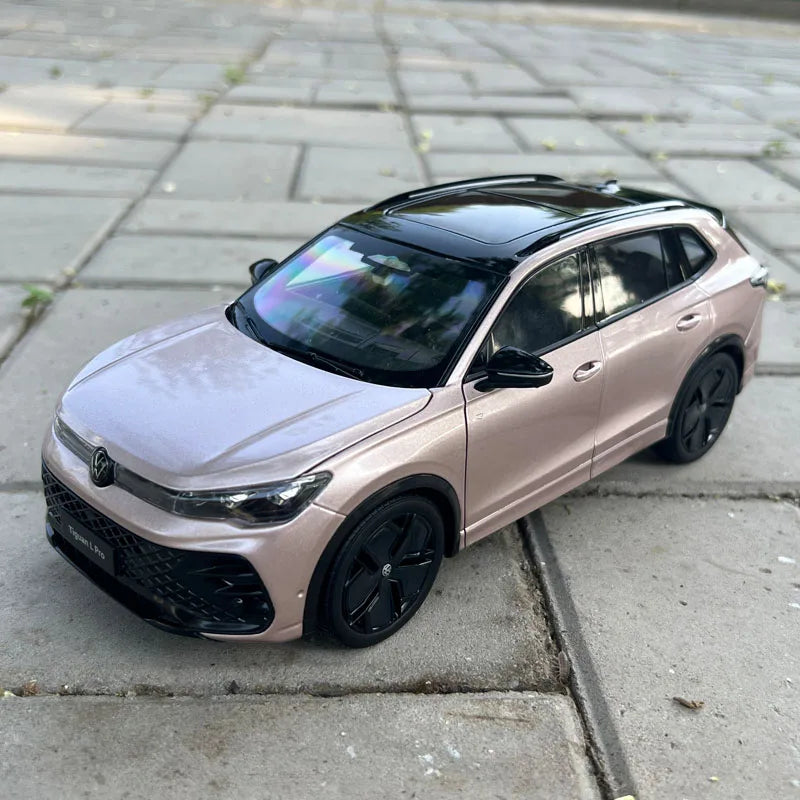 Original Factory 1:18 Volkswagen Tiguan L Pro R-Line 2024 Diecast SUV Model with Opening Parts & Detailed Interior