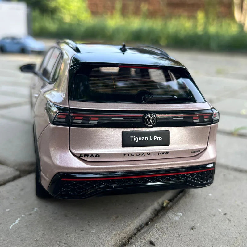 Original Factory 1:18 Volkswagen Tiguan L Pro R-Line 2024 Diecast SUV Model with Opening Parts & Detailed Interior