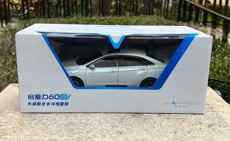 High Classic Authentic 1:18 Nissan Venucia D60EV Diecast Car Models with Alloy Body, Opening Doors, Interior Details for Gift