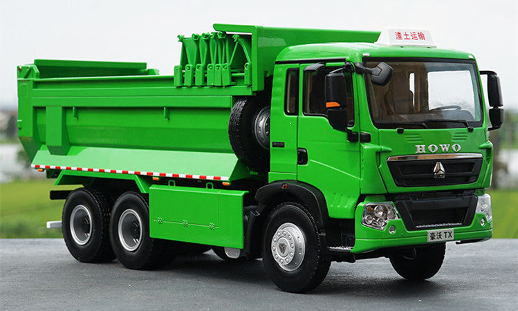 high detail collectiable 1:24 HOWO TX alloy tipper truck model for gift, collection, display