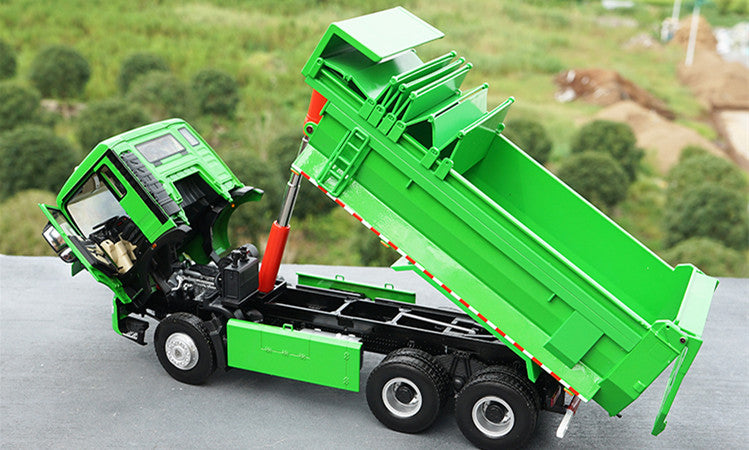 high detail collectiable 1:24 HOWO TX alloy tipper truck model for gift, collection, display