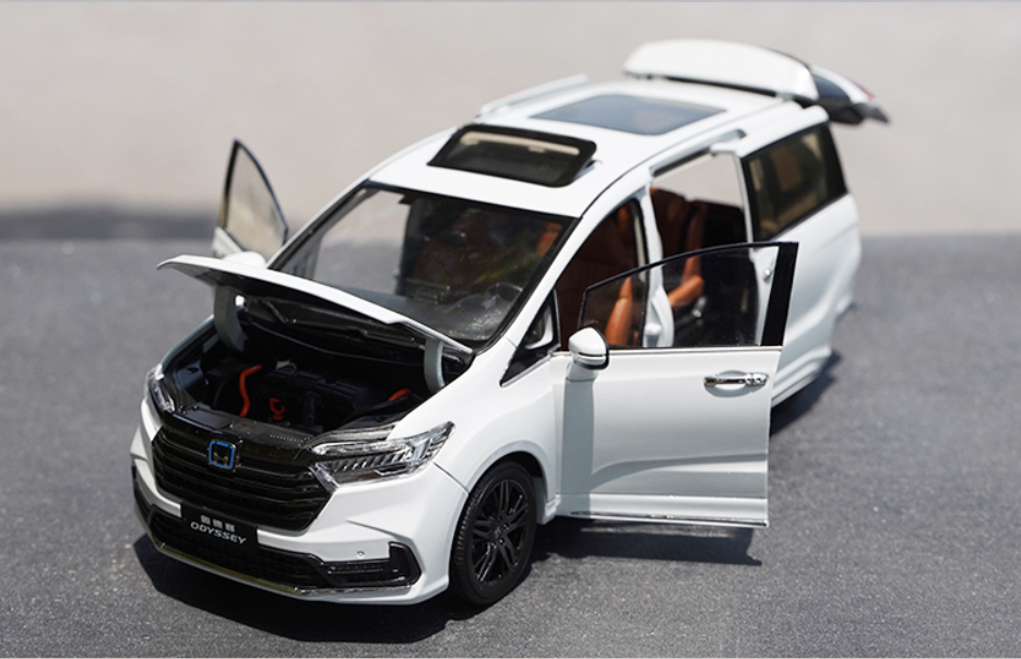 Original factory 1:18 HONDA ODYSSEY hybrid 2022 diecast white/silver classic MPV car model for birthday gift