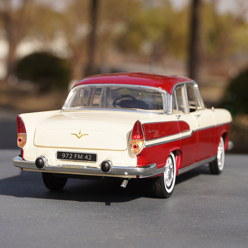 High quality classic 1:18 NOREV Simca Vedette Chambord diecast scale car model for gift collection