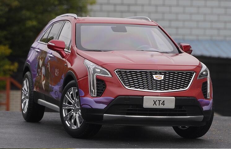 1:18 SAIC GM Cadillac XT4 2022 Diecast SUV scale car model for gift, collection