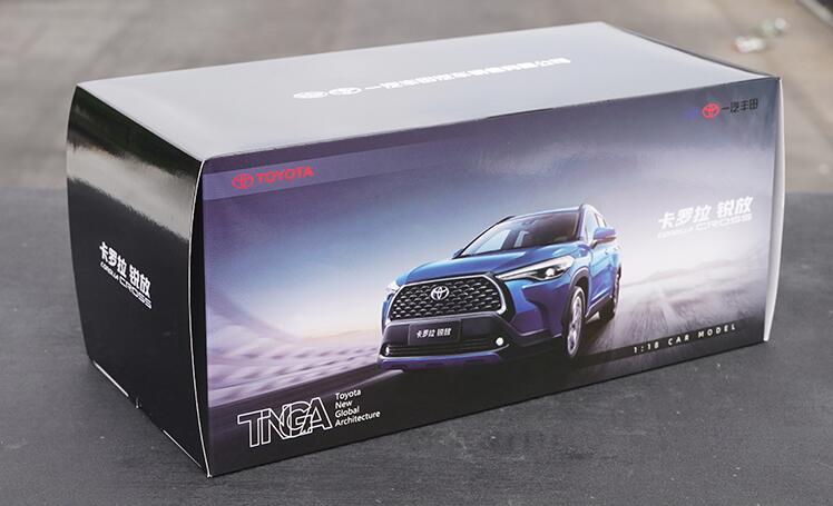 Original factory 1:18 TOYOTA COROLLA CROSS Ruifang blue alloy car model for gift, toys