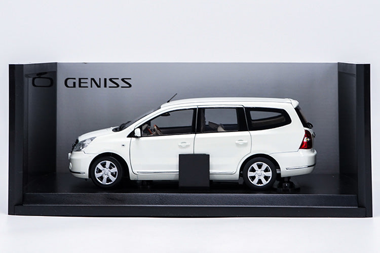 Original factory authentic 1/18 Nissan GENISS MPV 6 blue/red diecast metal car model with small gift