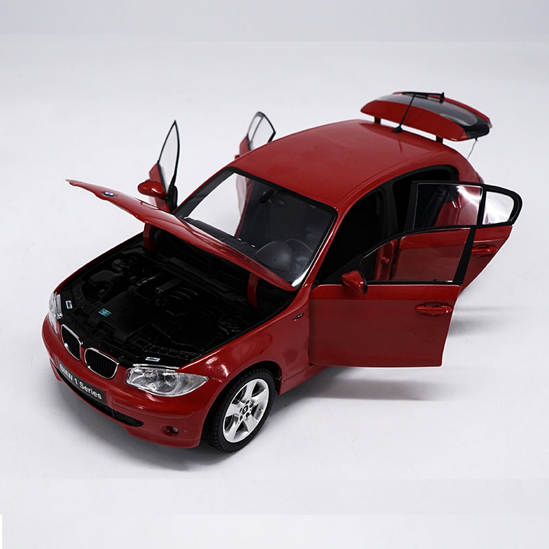 Original factory authentic Kyosho BMW 1 series 1:18 120i BMW