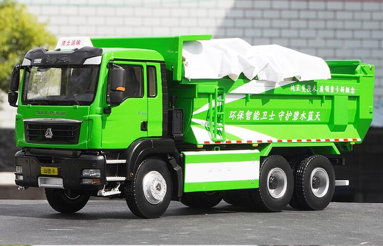 Original factory 1:24 Sinotruk SITRAK G7 mack dump truck model alloy slage dump truck miniature for sale