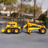 Original factory 1:35 Tiangong PY200G diecast grader truck model, zinc alloy construction model for toy, gift