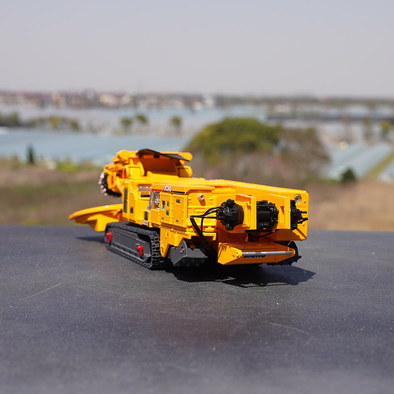 Original facotry 1:35 XCMG EBZ200 Diecast roadheader rotary drilling rig model alloy construction machinery scale miniature for promotion gift