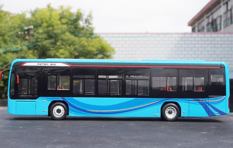 original factory 1:36 Foton BJ6129EVCA new energy pure electric diecast bus model alloy bus model miniature for sale