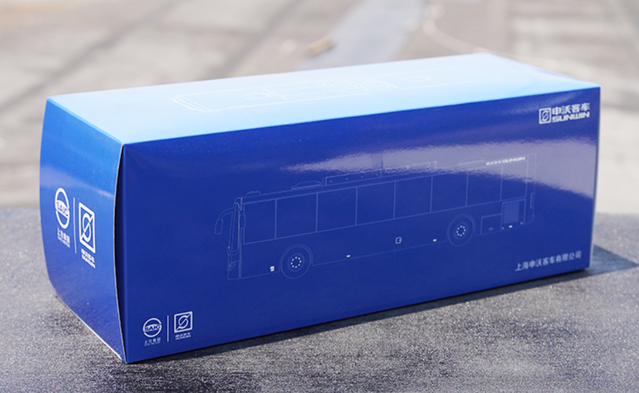 Original factory 1:42 Shanghai Shenwo diecast city bus model Shenwo Square model 6116HG alloy bus model for gift