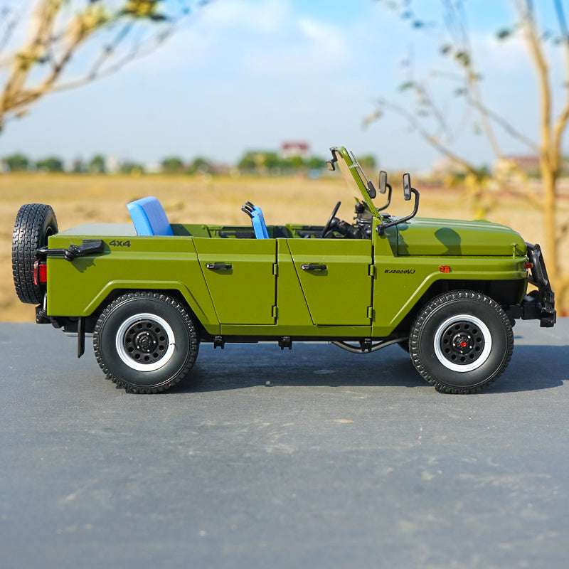 Original factory authentic 1:18 Beijing Jeep 2020 BJ2020 patrol wagon diecast metal SUV car model with small gift