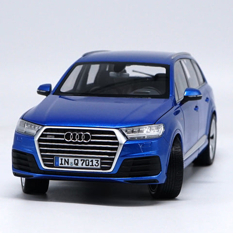 Audi q7 shop miniature