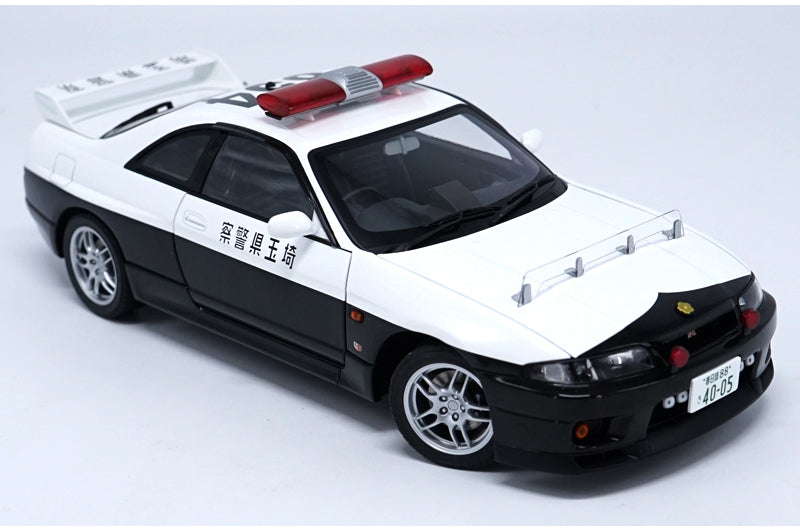 Original factory authentic 1:18 AUTOart Nissan GT-R R33 police car model with small gift