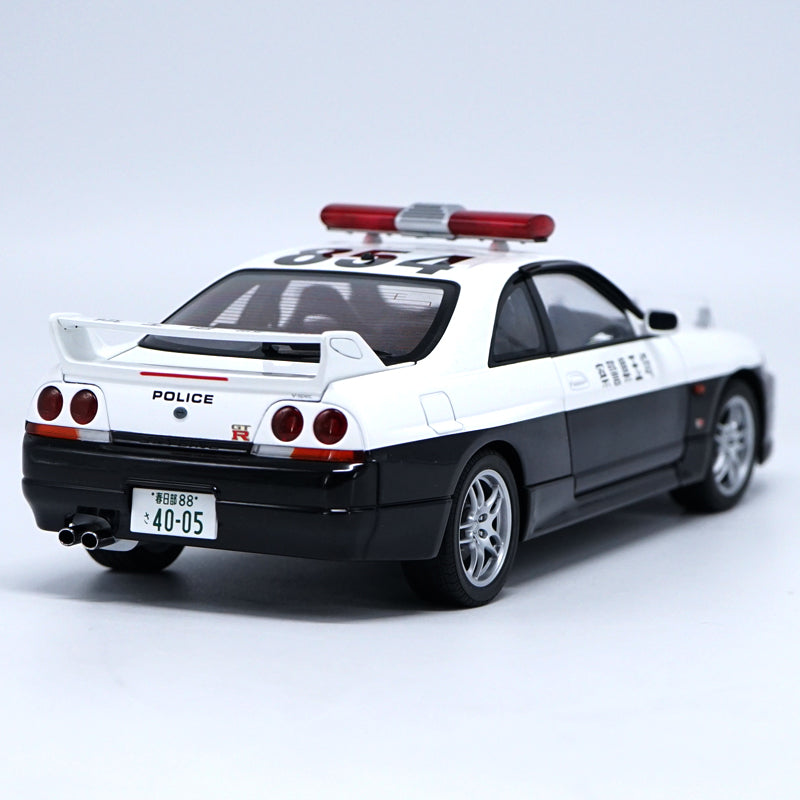 Original factory authentic 1:18 AUTOart Nissan GT-R R33 police car model with small gift