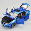 Blue / Black / White / Red 1:18 Scale Diecast BMW X6M X6 M Model 2016 Version