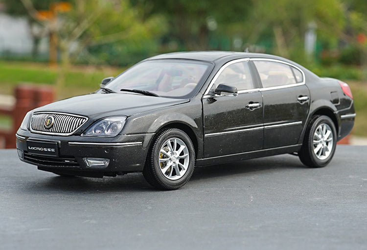 1:18 Buick LaCrosse 2006/2008 version car model alloy model with small gift