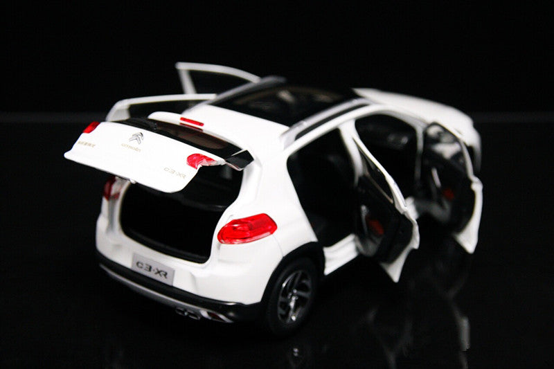 Original factory authentic 1:18 CITROEN C3-XR SUV diecast car model for toys, gift, collection