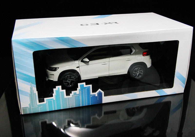 Original factory authentic 1:18 CITROEN C3-XR SUV diecast car model for toys, gift, collection