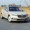 1/18 Dealer Edition 2020 Skoda NEW Superb (Light Champagne) Diecast Car Model for toy gift