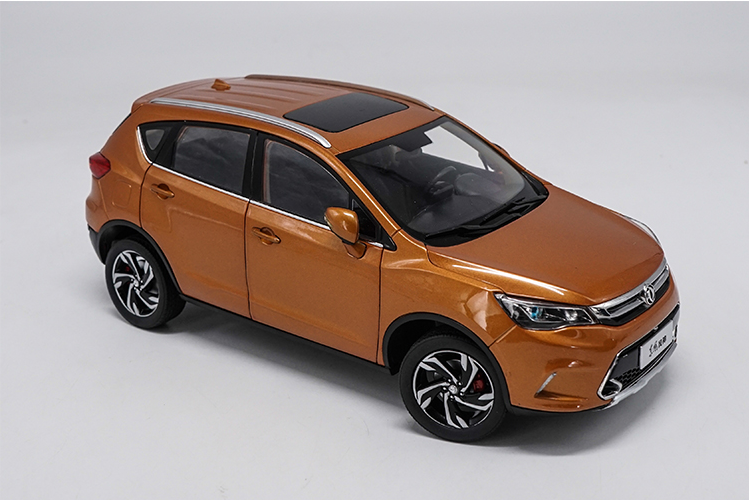 Original factory authentic 1/18 Dong Feng Aeolus AX5 diecast metal SUV car model with small gift