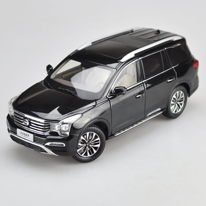 Original factory authentic 1:18 GAC GS8 Trumpchi 2016 off-road vehicle diecast car model with small gift