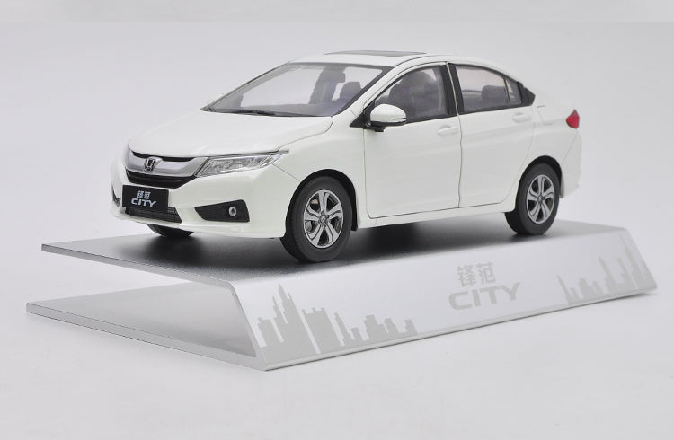 Original factory authentic 1:18 HONDA CITY 2015 version diecast car model with small gift