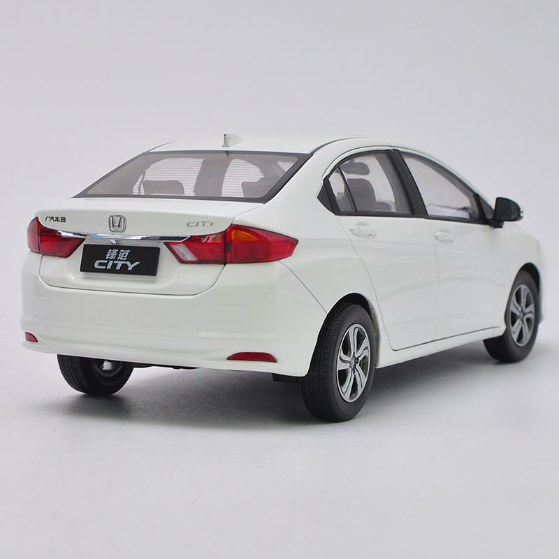 Original factory authentic 1:18 HONDA CITY 2015 version diecast car model with small gift