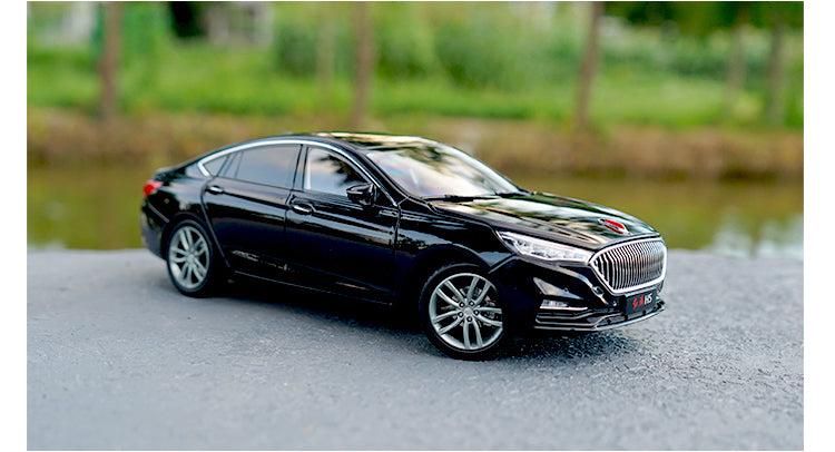 Original factory exquisite diecast 1:18 Hongqi H5 HK centry dragon H5 diecast car models for gift, collection