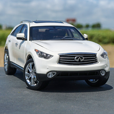 Original factory authentic collective 1:18 Infiniti QX70 Black