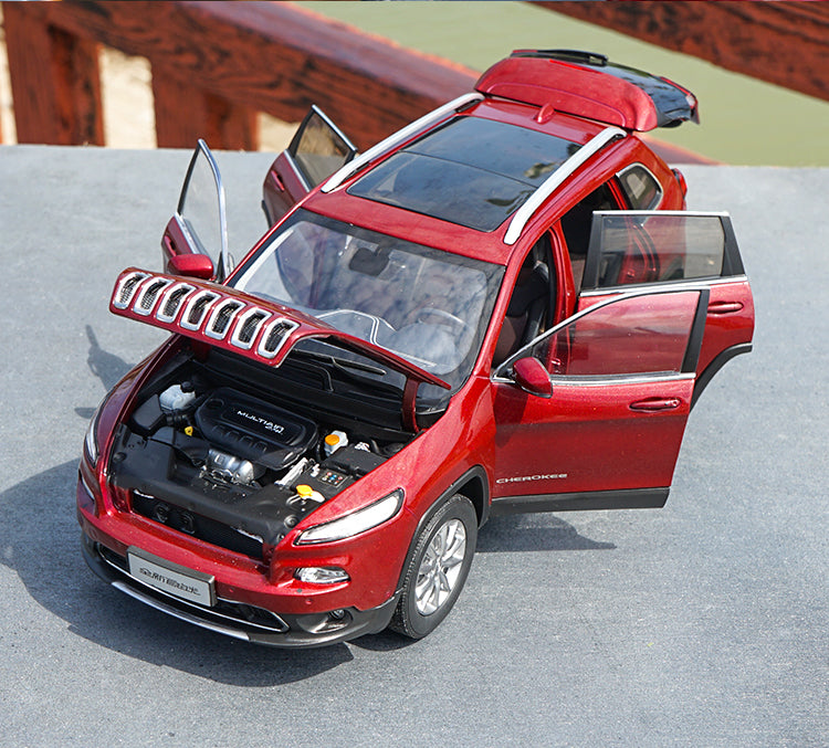 1:18 Jeep Cherokee Metal SUV Model Diecast Collectible for
