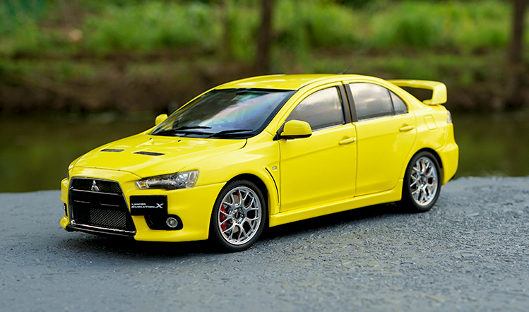 Original factory authentic 1:18 MITSUBISHI LANCER evolution X 10 X diecast metal scale models for gift, collection, toys