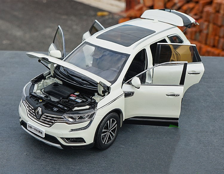 Original factory authentic 1:18 RENAULT KOLEOS diecast car model with small gift
