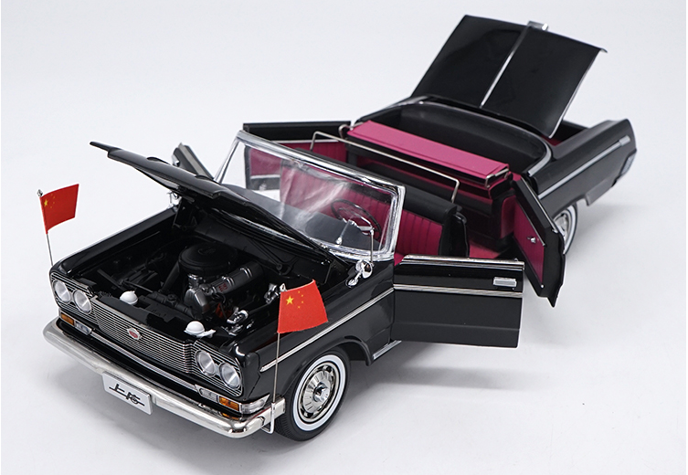 Original factory authentic 1:18 SH761 Roadster Parade car