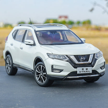 1:18 Scale ORIGINAL 2018 NISSAN X-TRAIL SUV Diecast Car Model Replica Collection with small gift