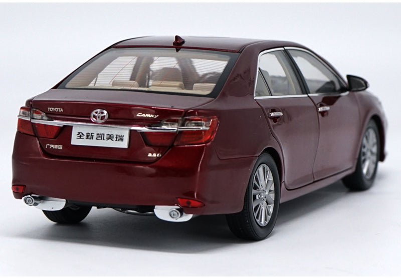 Original factory authentic 1:18 TOYOTA CAMRY 2015 version diecast car model for toys, gift, collection