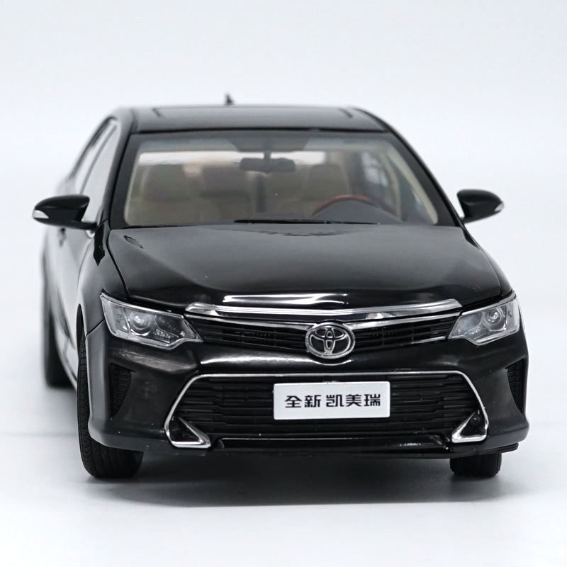 Original factory authentic 1:18 TOYOTA CAMRY 2015 version diecast car model for toys, gift, collection