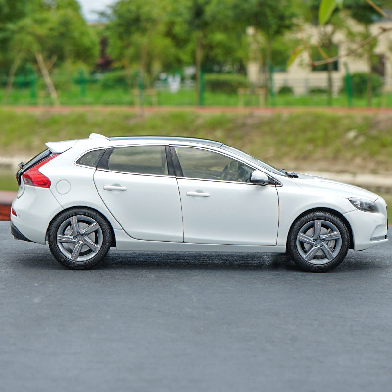 Volvo v40 diecast outlet