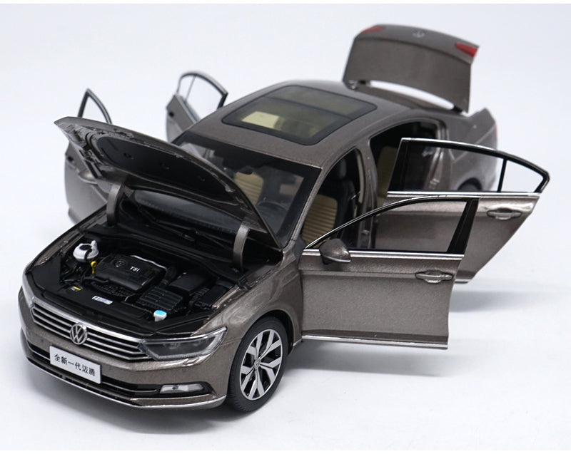 Original factory authentic 1 18 VW Magotan Passat B8 2017 Static