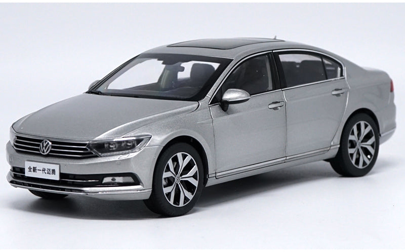 Original factory authentic 1 18 VW Magotan Passat B8 2017 Static